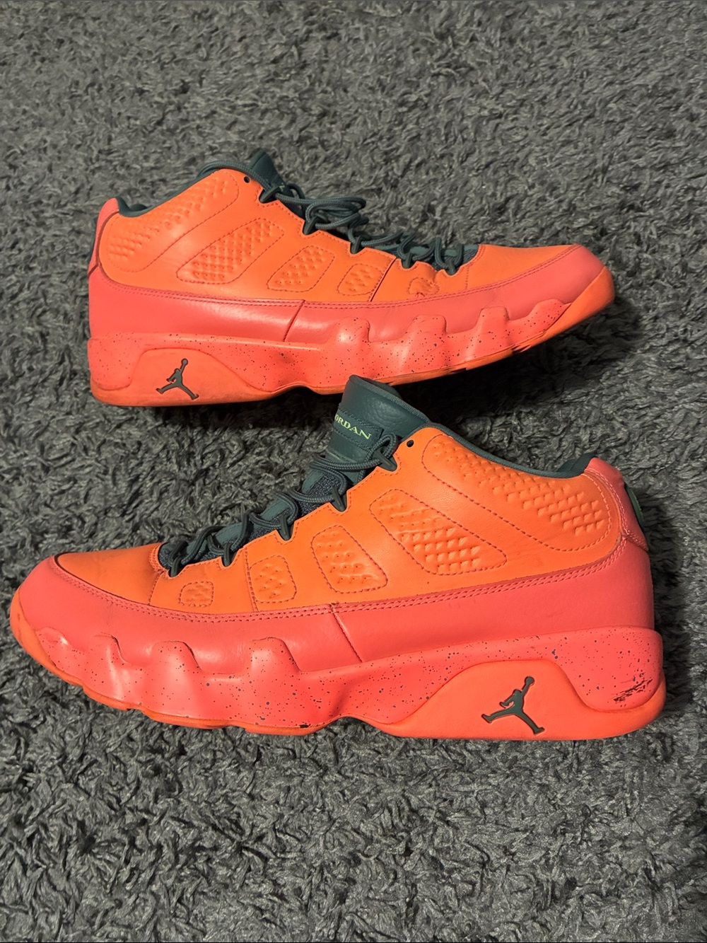 Jordan 9 low bright mango